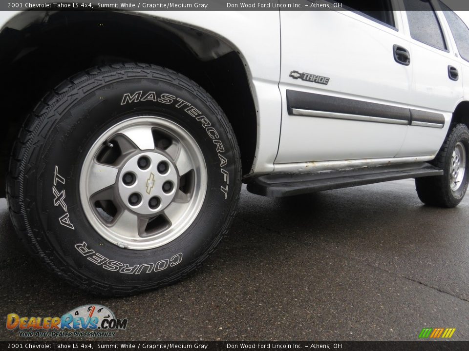 2001 Chevrolet Tahoe LS 4x4 Summit White / Graphite/Medium Gray Photo #8