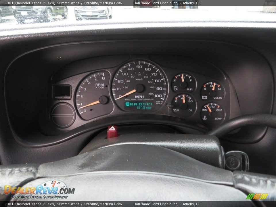 2001 Chevrolet Tahoe LS 4x4 Summit White / Graphite/Medium Gray Photo #27