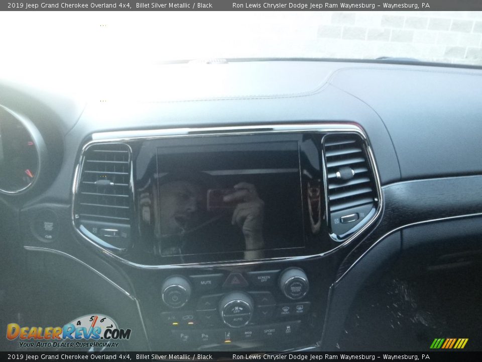 2019 Jeep Grand Cherokee Overland 4x4 Billet Silver Metallic / Black Photo #17
