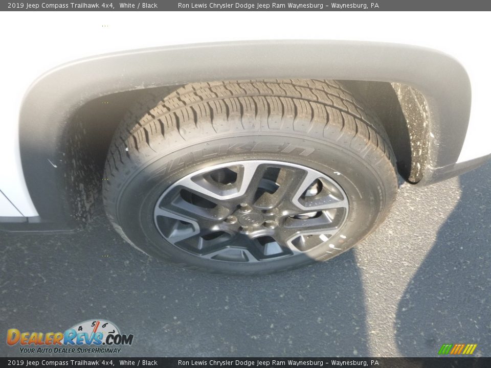 2019 Jeep Compass Trailhawk 4x4 White / Black Photo #8