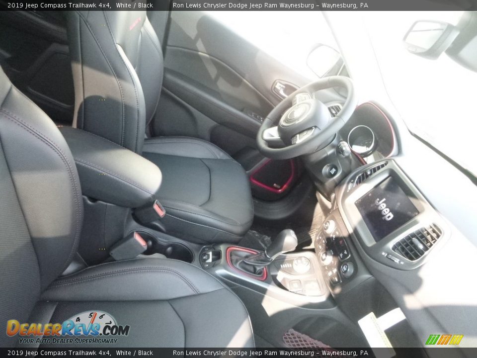 2019 Jeep Compass Trailhawk 4x4 White / Black Photo #9