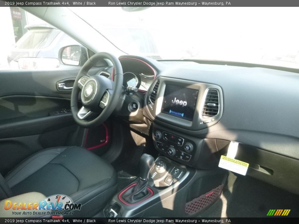 2019 Jeep Compass Trailhawk 4x4 White / Black Photo #10
