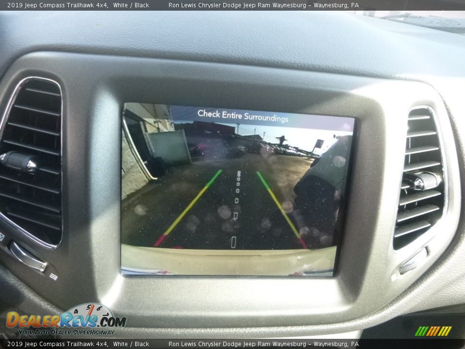 2019 Jeep Compass Trailhawk 4x4 White / Black Photo #17