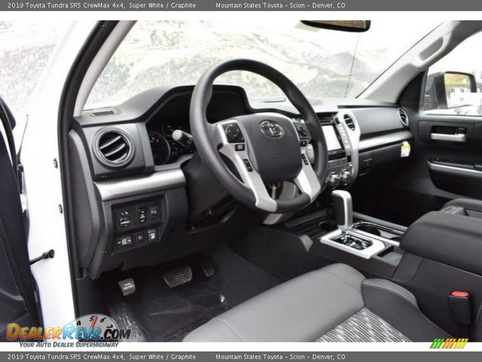 2019 Toyota Tundra SR5 CrewMax 4x4 Super White / Graphite Photo #5