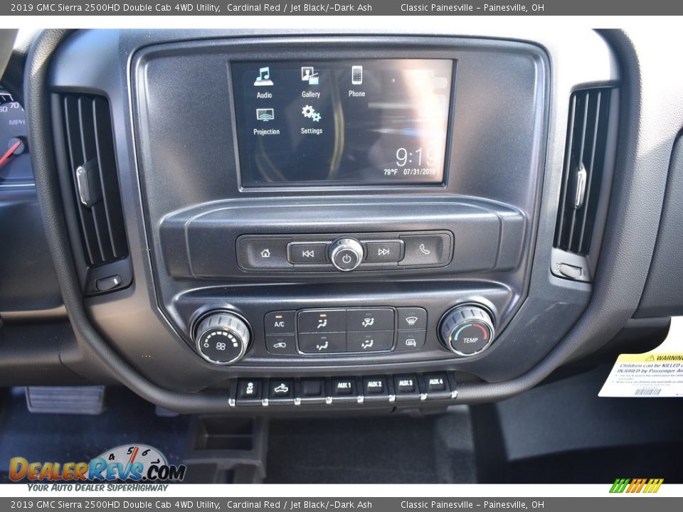 2019 GMC Sierra 2500HD Double Cab 4WD Utility Cardinal Red / Jet Black/­Dark Ash Photo #13