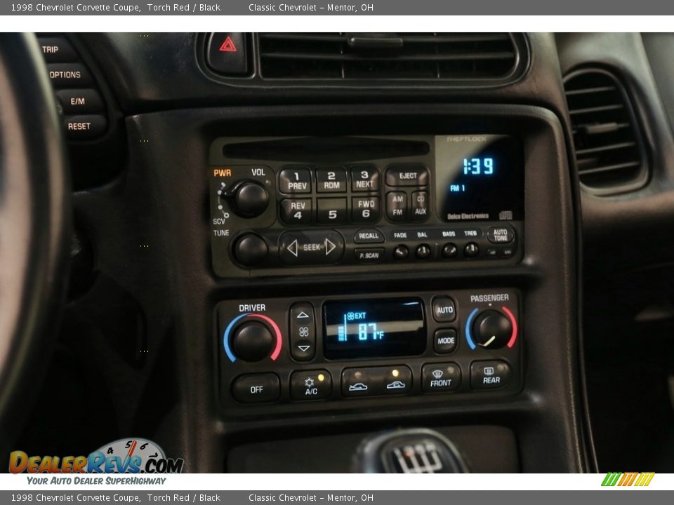 1998 Chevrolet Corvette Coupe Torch Red / Black Photo #10