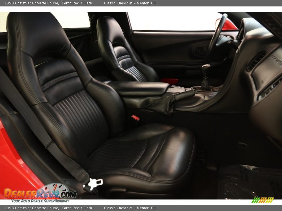 1998 Chevrolet Corvette Coupe Torch Red / Black Photo #13