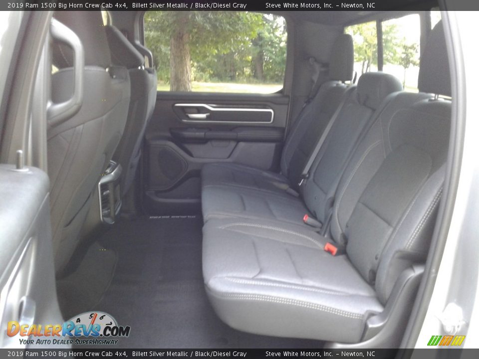 2019 Ram 1500 Big Horn Crew Cab 4x4 Billett Silver Metallic / Black/Diesel Gray Photo #12