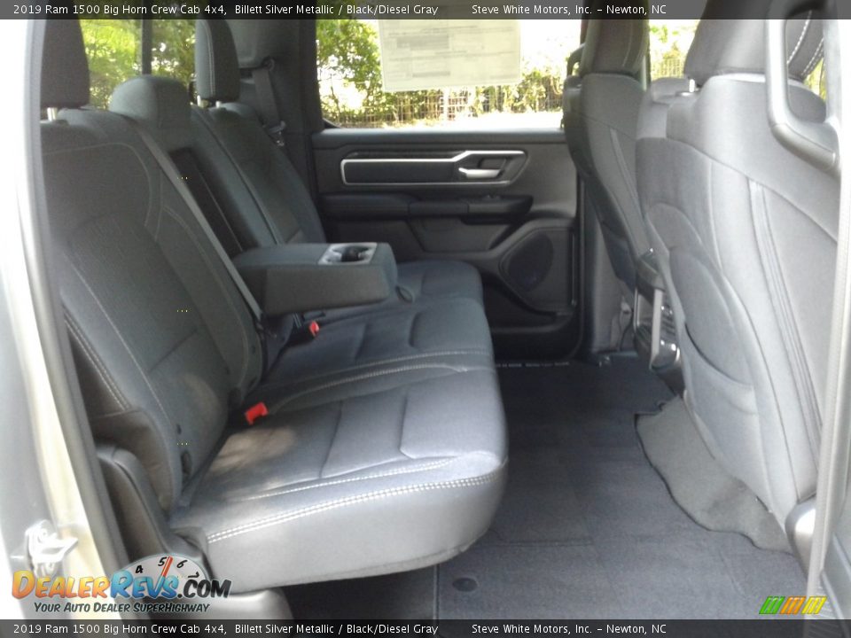 2019 Ram 1500 Big Horn Crew Cab 4x4 Billett Silver Metallic / Black/Diesel Gray Photo #15