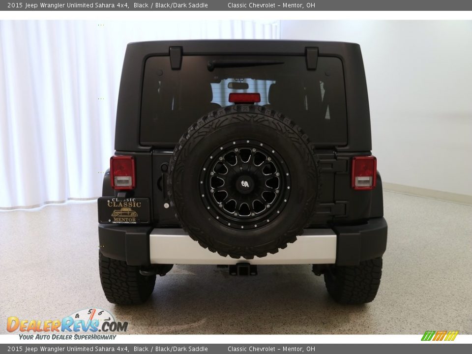 2015 Jeep Wrangler Unlimited Sahara 4x4 Black / Black/Dark Saddle Photo #16