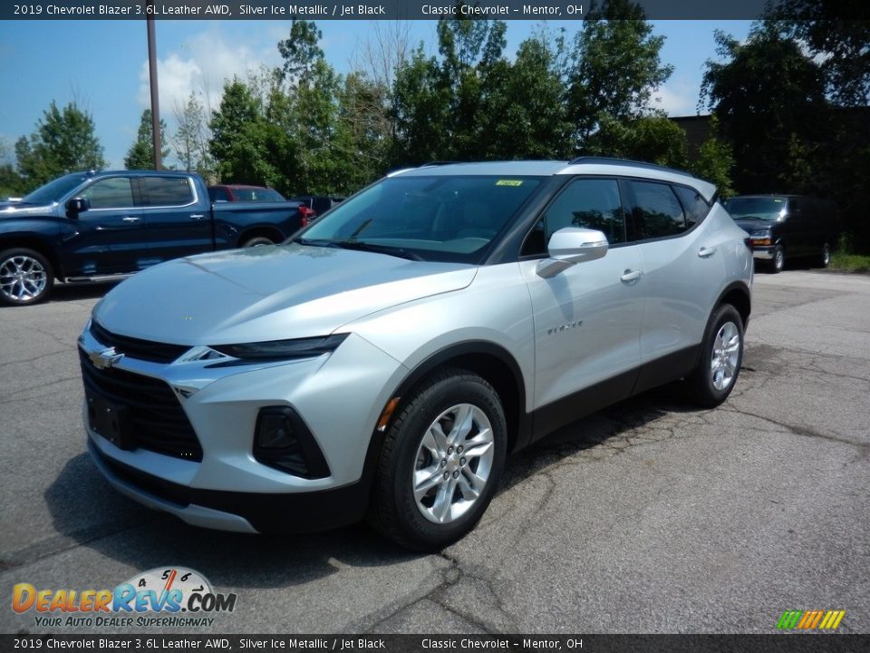 2019 Chevrolet Blazer 3.6L Leather AWD Silver Ice Metallic / Jet Black Photo #1