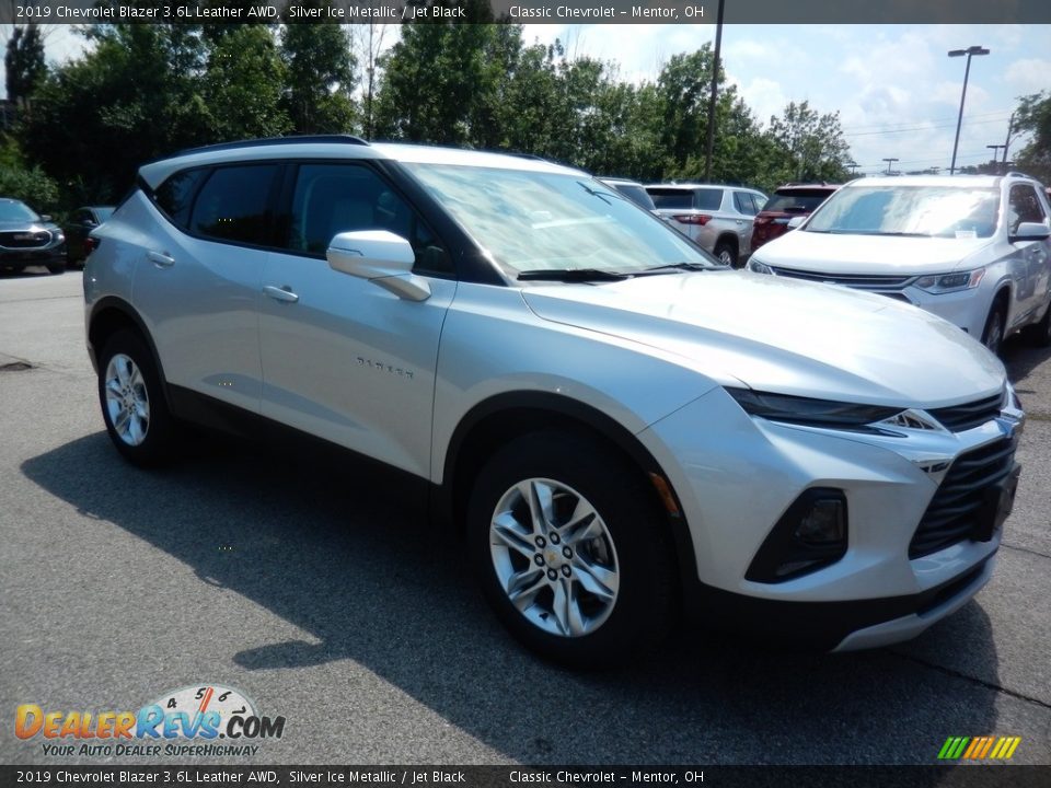 2019 Chevrolet Blazer 3.6L Leather AWD Silver Ice Metallic / Jet Black Photo #3