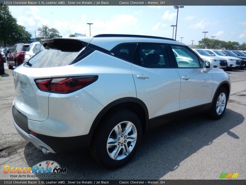 2019 Chevrolet Blazer 3.6L Leather AWD Silver Ice Metallic / Jet Black Photo #4