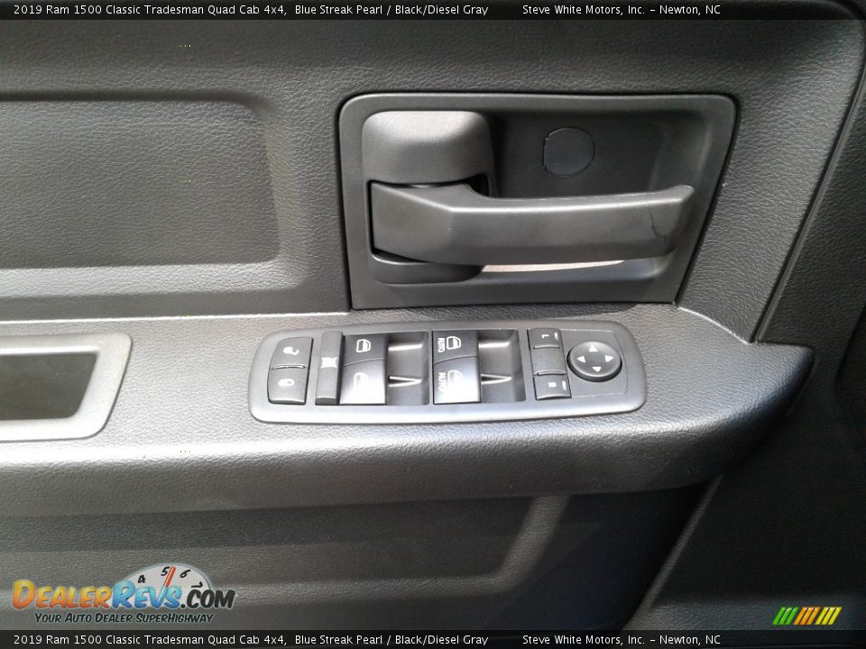 2019 Ram 1500 Classic Tradesman Quad Cab 4x4 Blue Streak Pearl / Black/Diesel Gray Photo #9