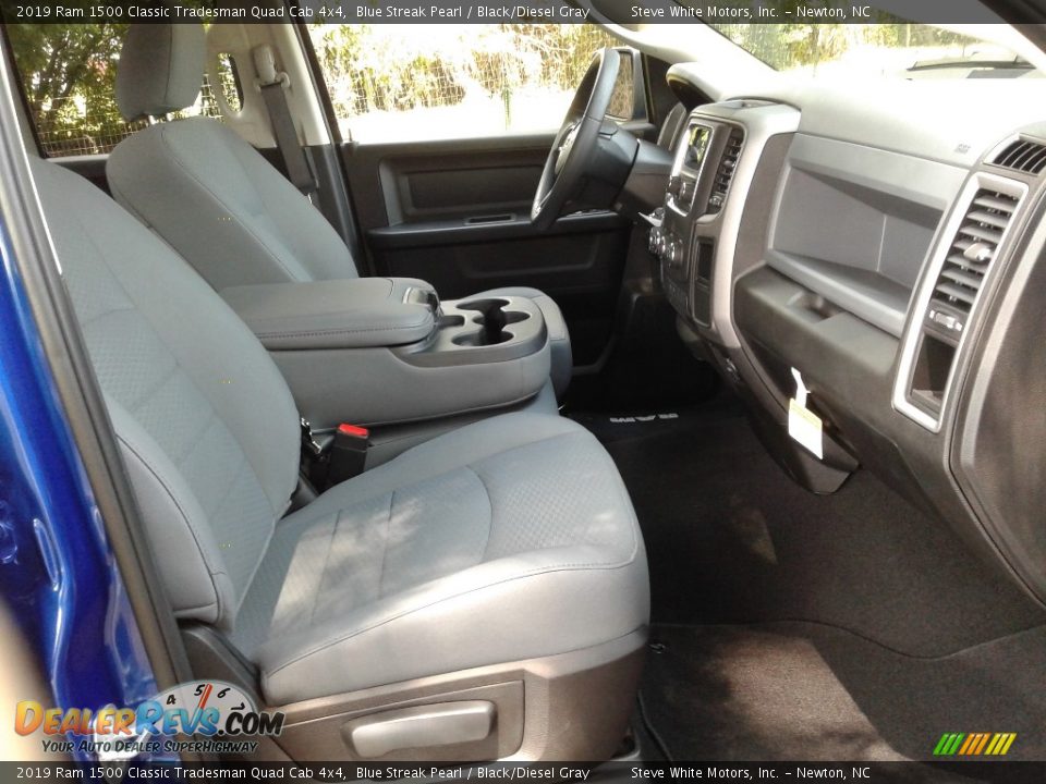 2019 Ram 1500 Classic Tradesman Quad Cab 4x4 Blue Streak Pearl / Black/Diesel Gray Photo #14