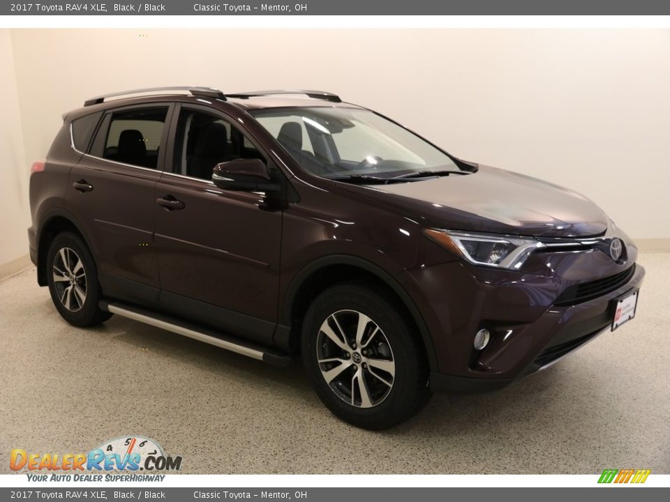 2017 Toyota RAV4 XLE Black / Black Photo #1