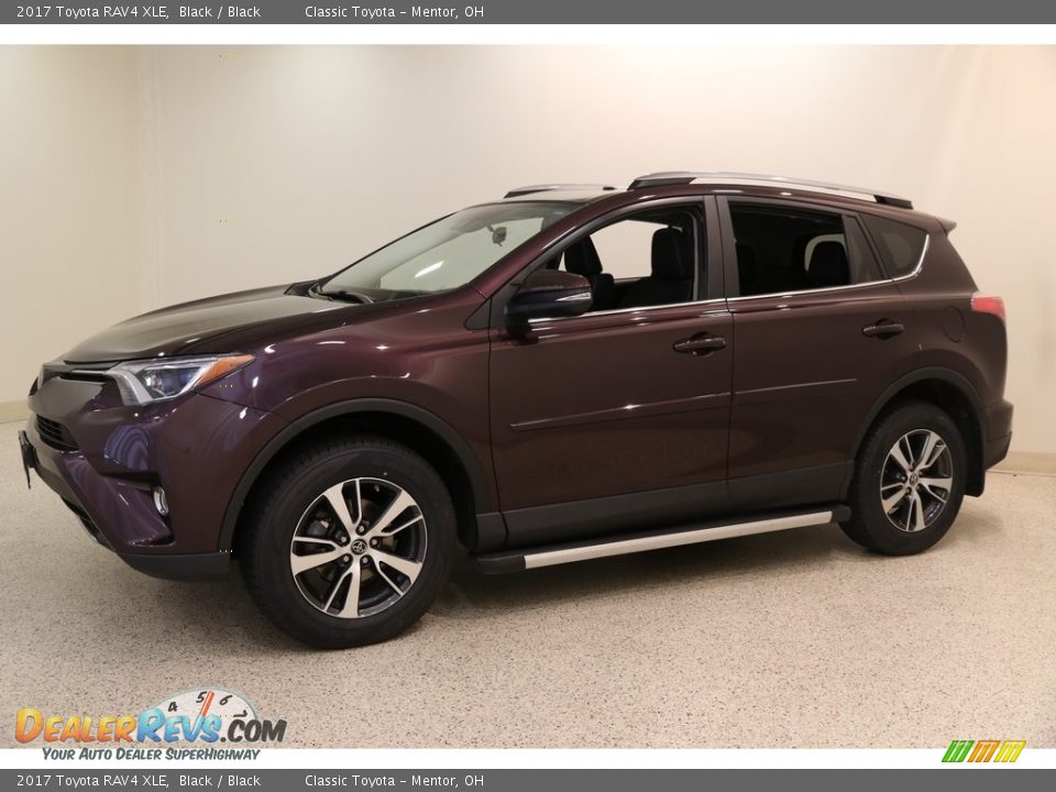 2017 Toyota RAV4 XLE Black / Black Photo #3