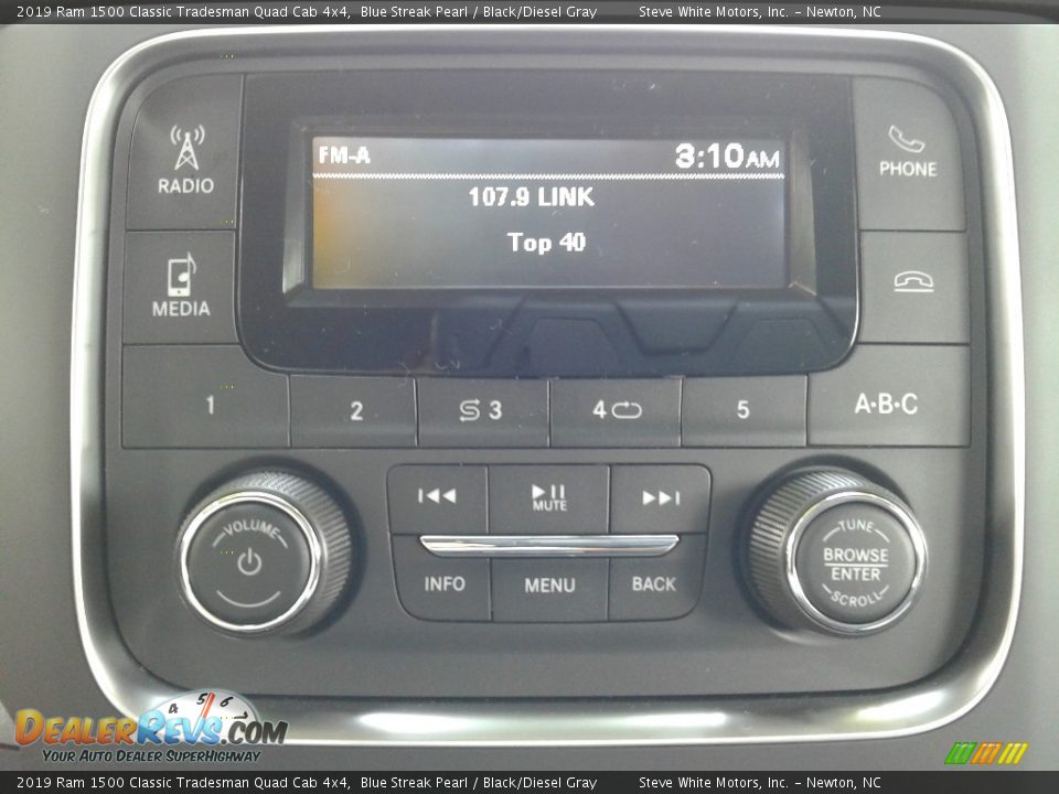 2019 Ram 1500 Classic Tradesman Quad Cab 4x4 Blue Streak Pearl / Black/Diesel Gray Photo #19