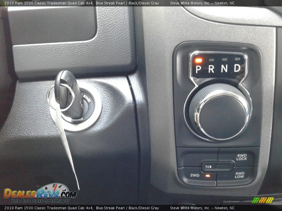 2019 Ram 1500 Classic Tradesman Quad Cab 4x4 Blue Streak Pearl / Black/Diesel Gray Photo #20