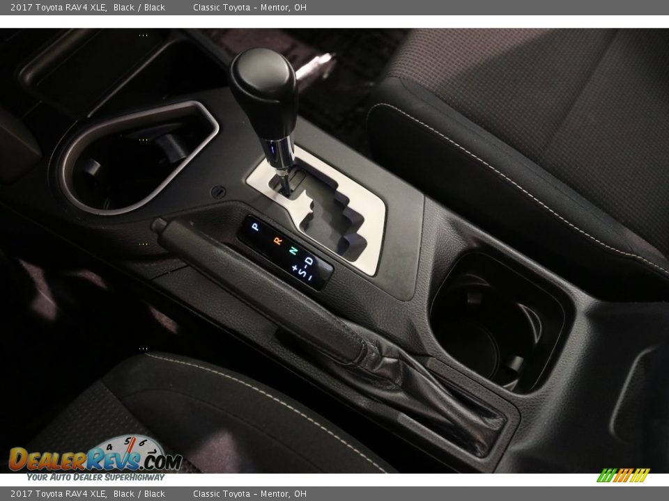 2017 Toyota RAV4 XLE Black / Black Photo #14