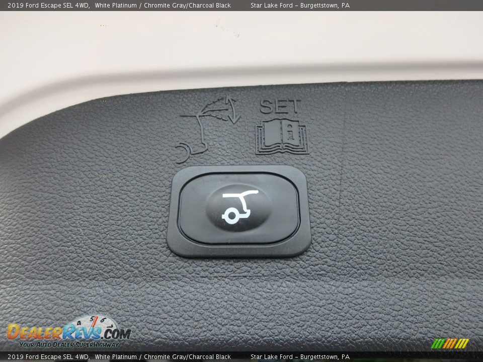 2019 Ford Escape SEL 4WD White Platinum / Chromite Gray/Charcoal Black Photo #8