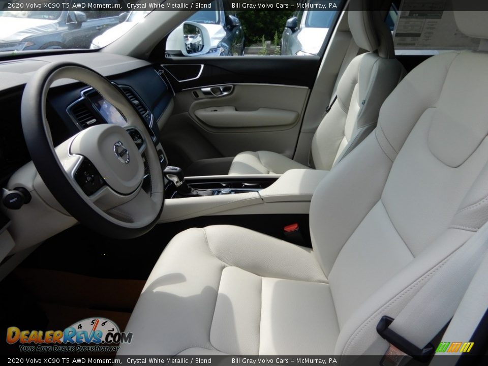2020 Volvo XC90 T5 AWD Momentum Crystal White Metallic / Blond Photo #7