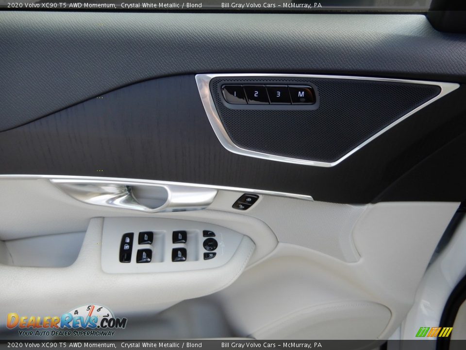 2020 Volvo XC90 T5 AWD Momentum Crystal White Metallic / Blond Photo #10