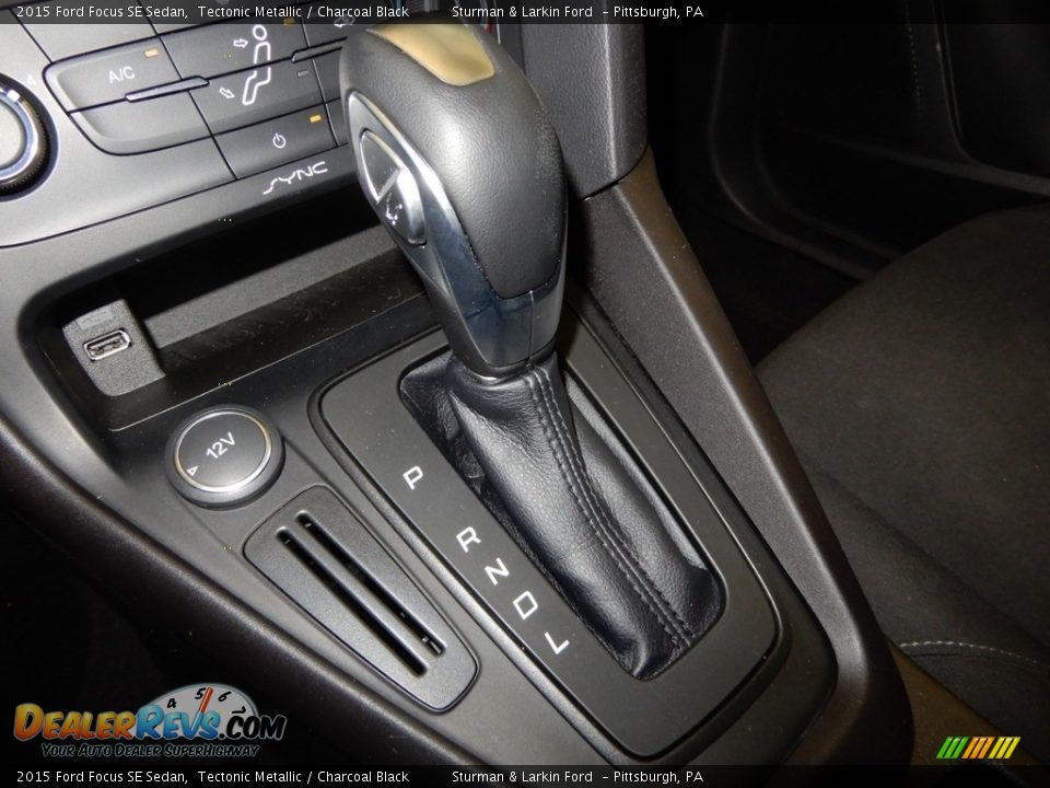 2015 Ford Focus SE Sedan Tectonic Metallic / Charcoal Black Photo #20