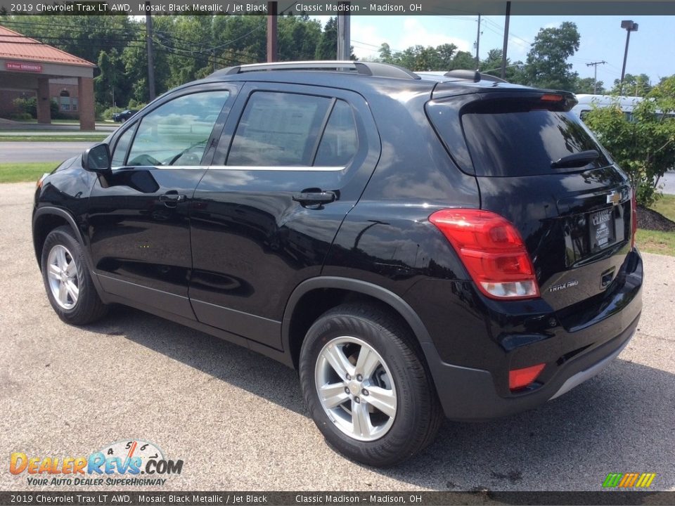 2019 Chevrolet Trax LT AWD Mosaic Black Metallic / Jet Black Photo #7