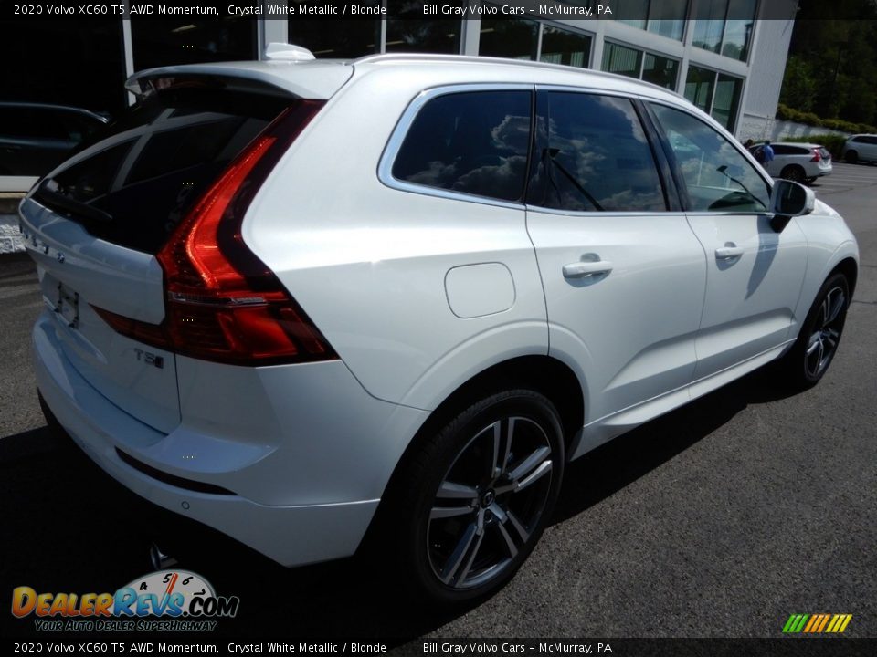 2020 Volvo XC60 T5 AWD Momentum Crystal White Metallic / Blonde Photo #2