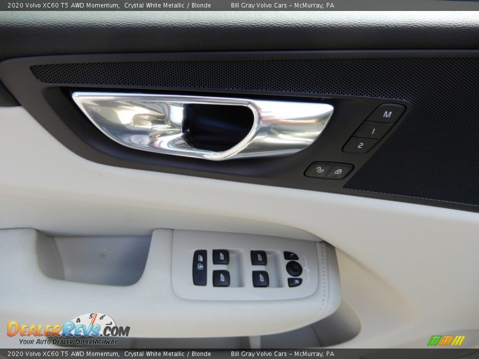 2020 Volvo XC60 T5 AWD Momentum Crystal White Metallic / Blonde Photo #10