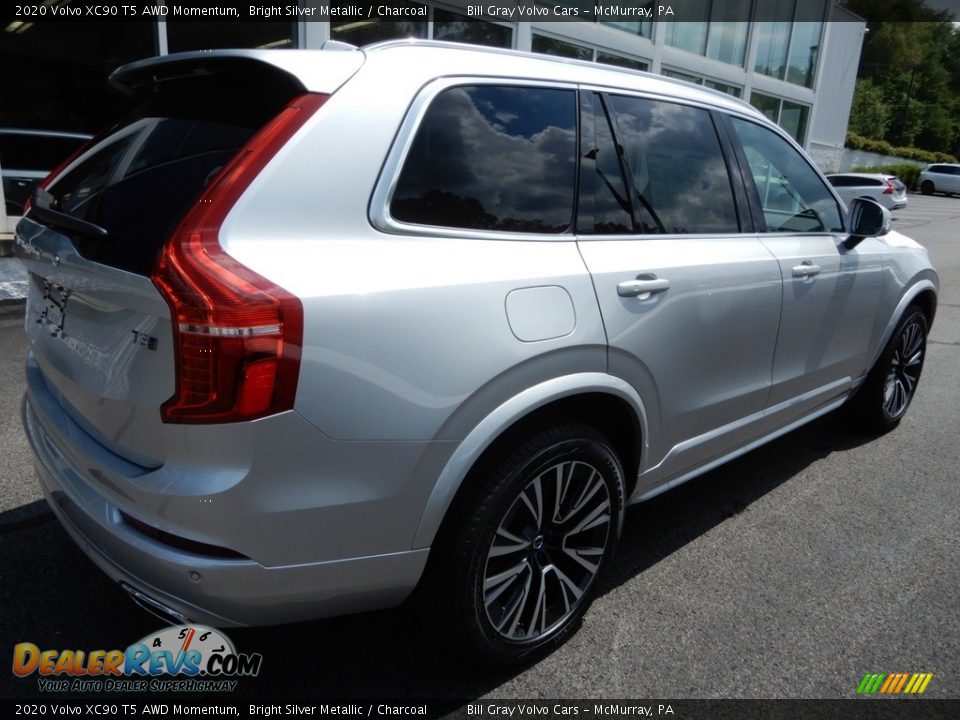 2020 Volvo XC90 T5 AWD Momentum Bright Silver Metallic / Charcoal Photo #2
