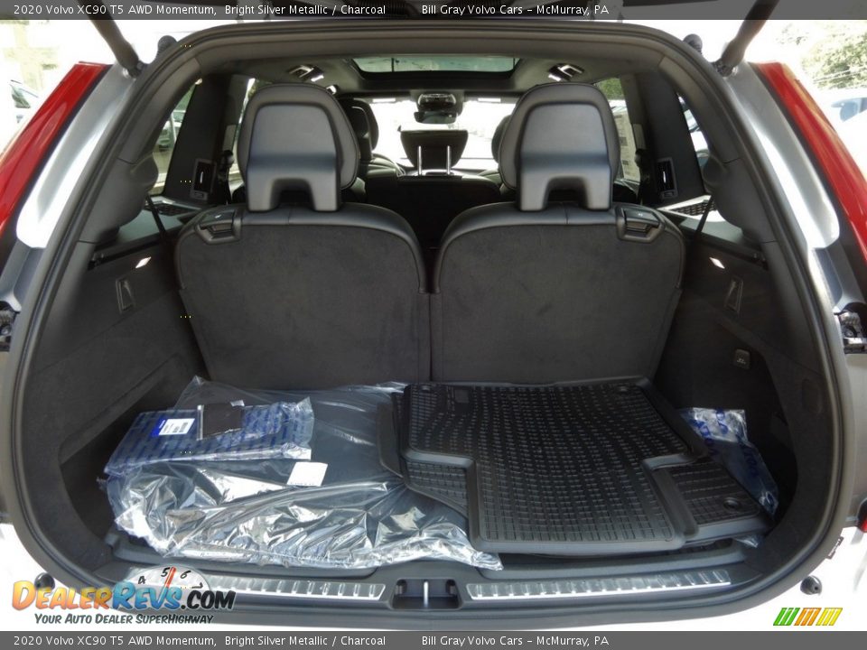 2020 Volvo XC90 T5 AWD Momentum Trunk Photo #3
