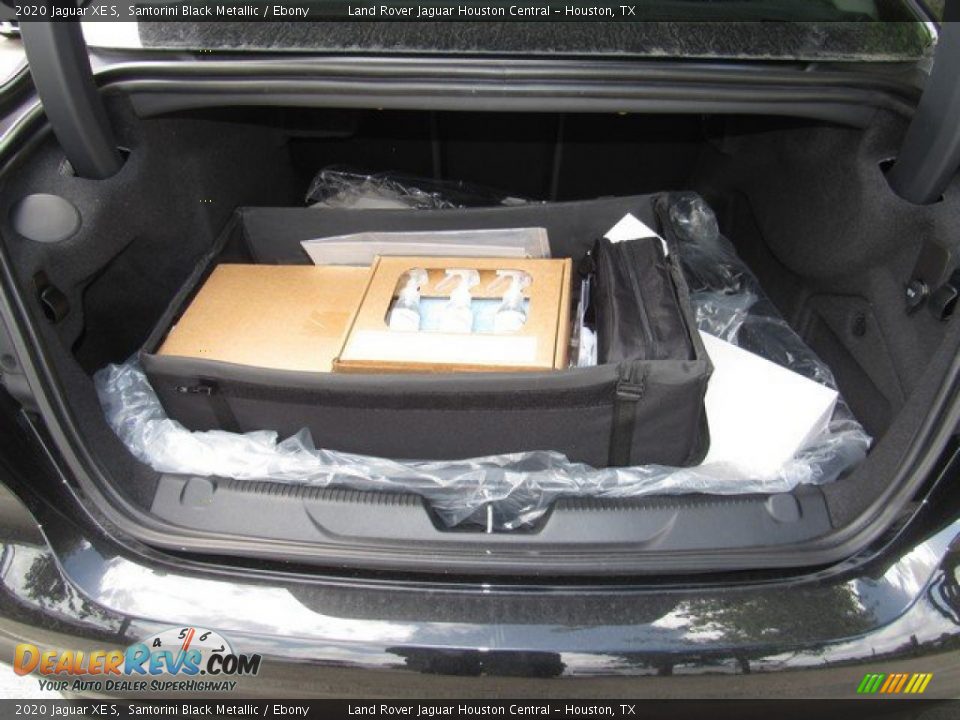 2020 Jaguar XE S Trunk Photo #18