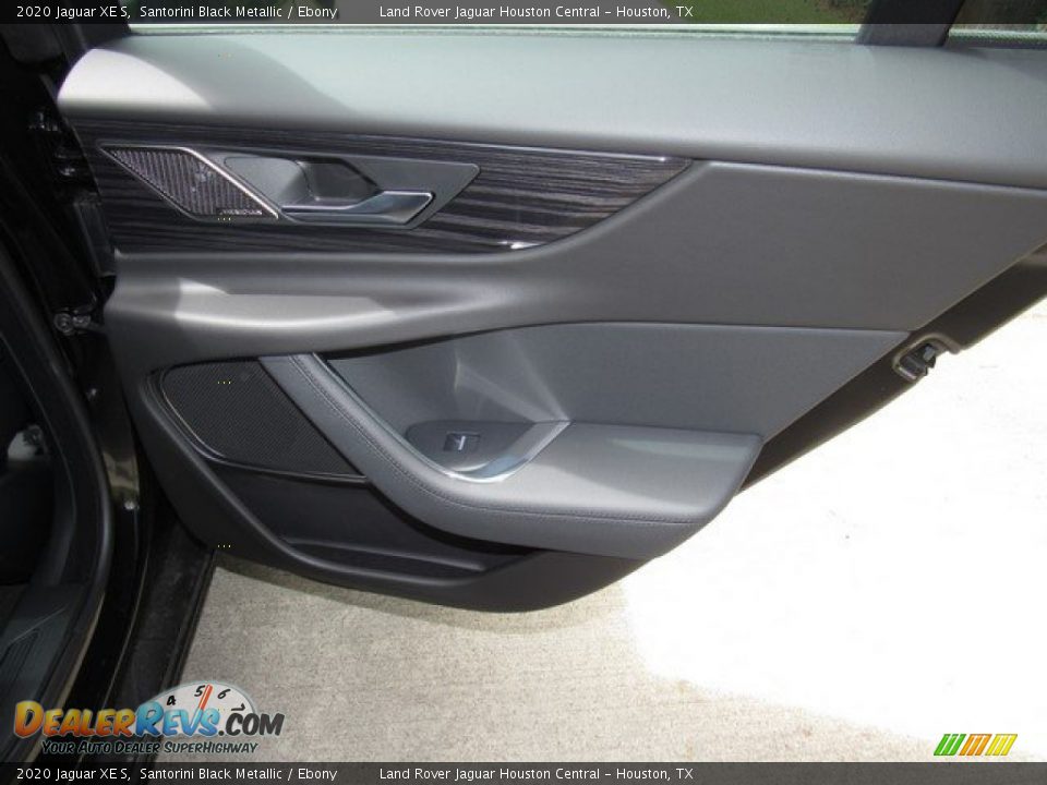 Door Panel of 2020 Jaguar XE S Photo #22