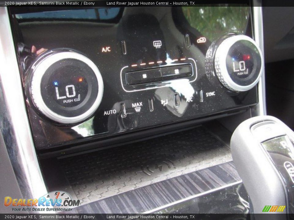 Controls of 2020 Jaguar XE S Photo #36