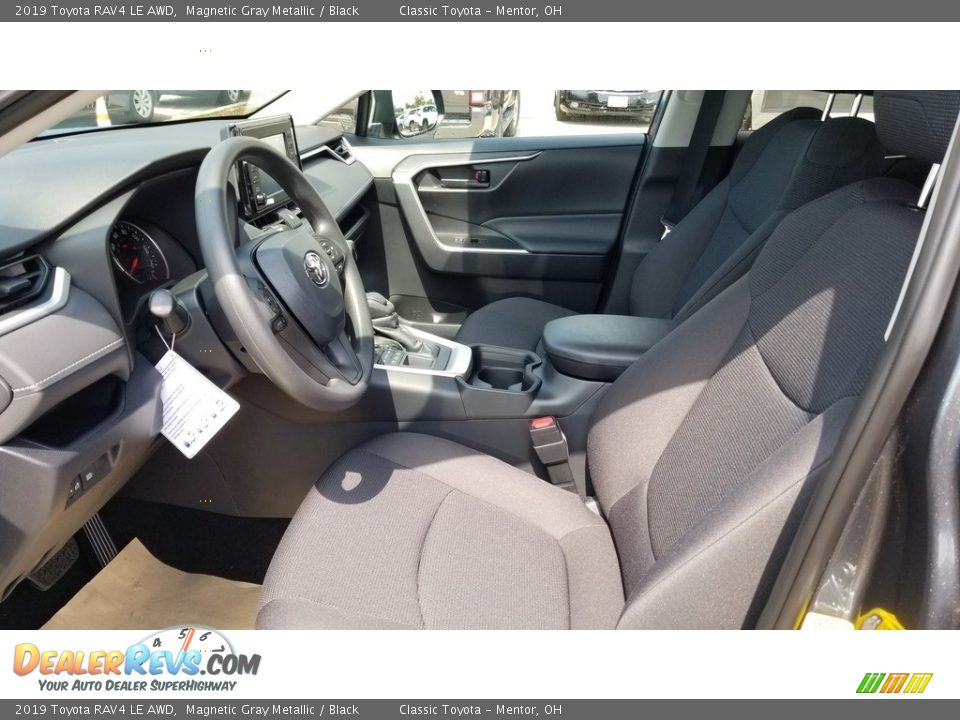 2019 Toyota RAV4 LE AWD Magnetic Gray Metallic / Black Photo #2