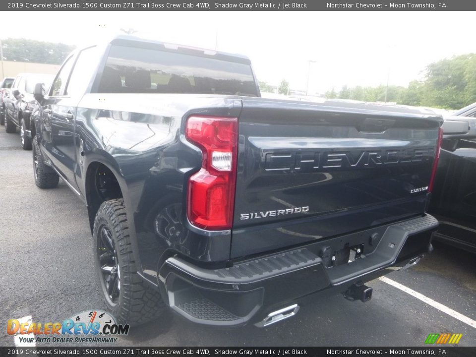 2019 Chevrolet Silverado 1500 Custom Z71 Trail Boss Crew Cab 4WD Shadow Gray Metallic / Jet Black Photo #3