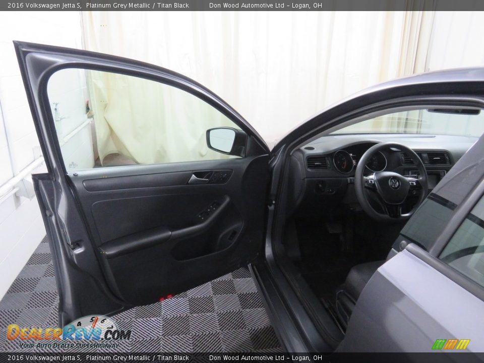 2016 Volkswagen Jetta S Platinum Grey Metallic / Titan Black Photo #25