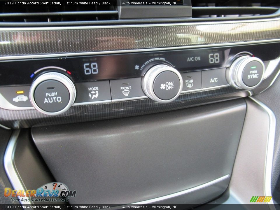 2019 Honda Accord Sport Sedan Platinum White Pearl / Black Photo #17