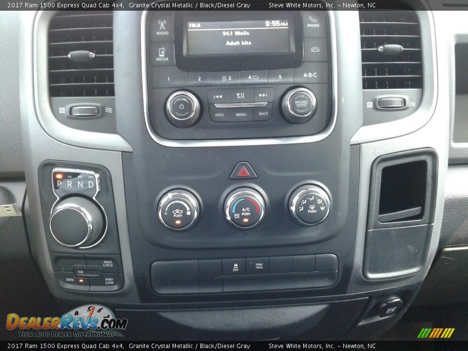 2017 Ram 1500 Express Quad Cab 4x4 Granite Crystal Metallic / Black/Diesel Gray Photo #18
