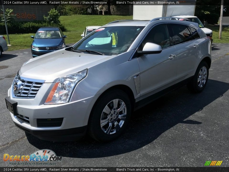 2014 Cadillac SRX Luxury AWD Radiant Silver Metallic / Shale/Brownstone Photo #2