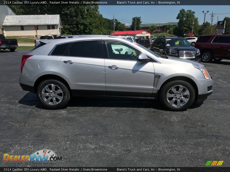 2014 Cadillac SRX Luxury AWD Radiant Silver Metallic / Shale/Brownstone Photo #5