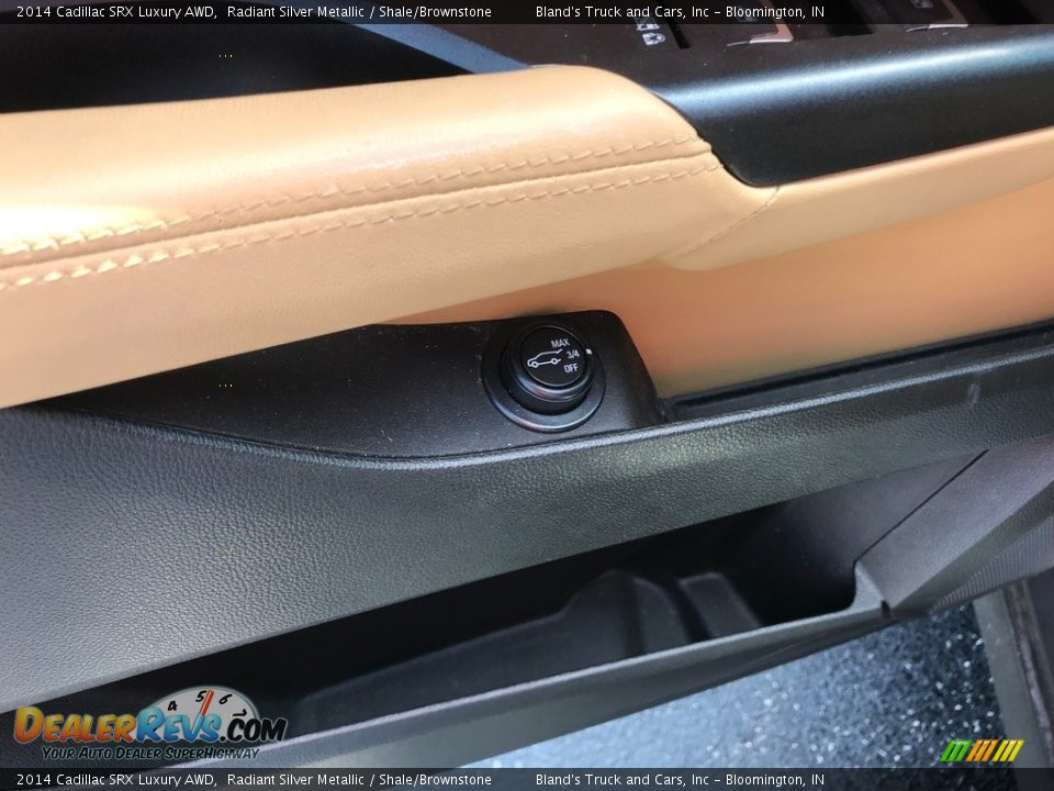 2014 Cadillac SRX Luxury AWD Radiant Silver Metallic / Shale/Brownstone Photo #11