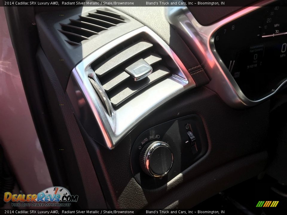 2014 Cadillac SRX Luxury AWD Radiant Silver Metallic / Shale/Brownstone Photo #14
