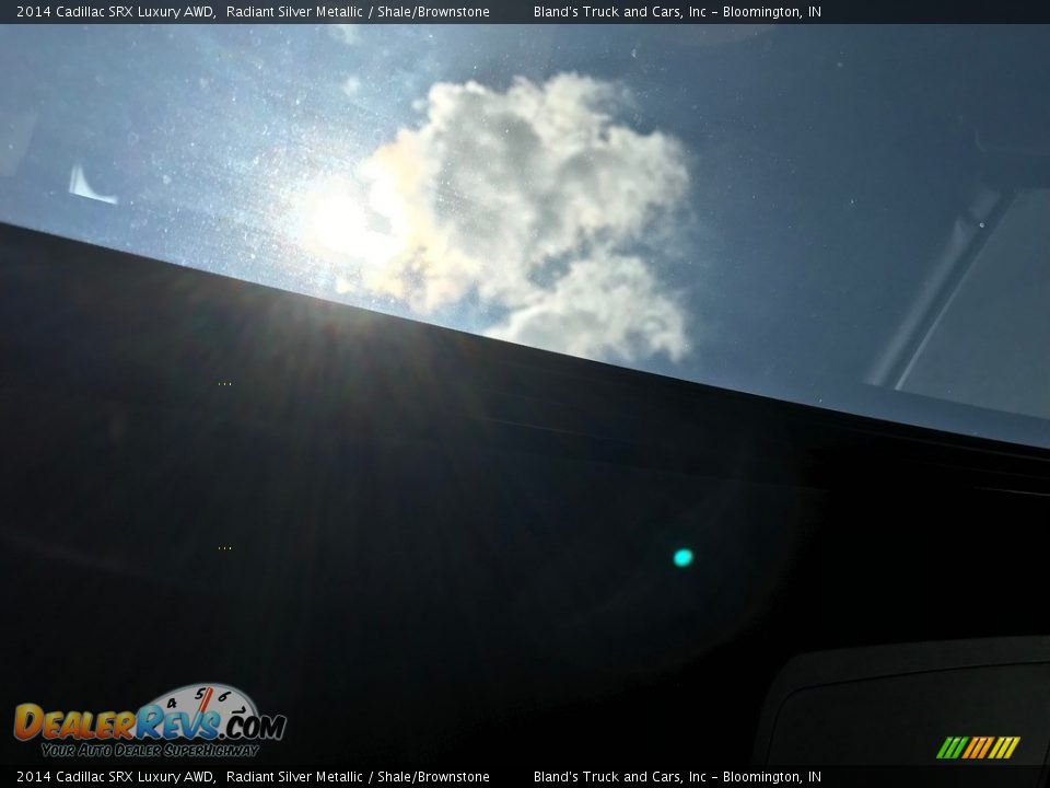 2014 Cadillac SRX Luxury AWD Radiant Silver Metallic / Shale/Brownstone Photo #25