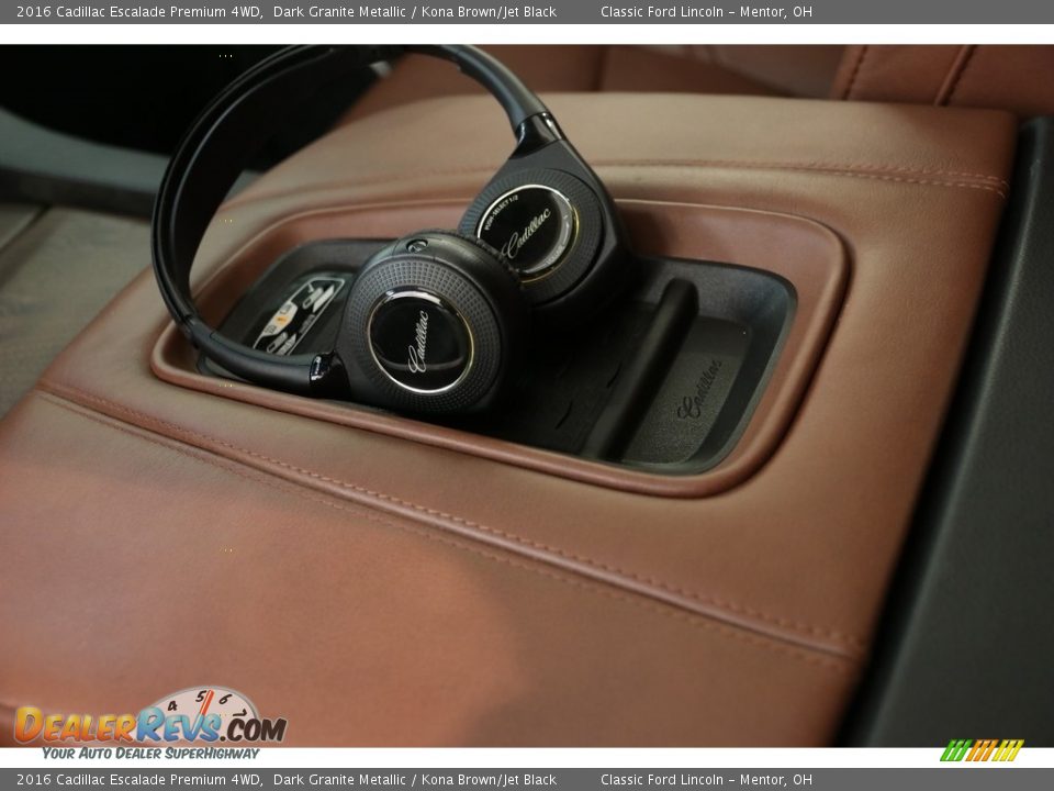 2016 Cadillac Escalade Premium 4WD Dark Granite Metallic / Kona Brown/Jet Black Photo #25
