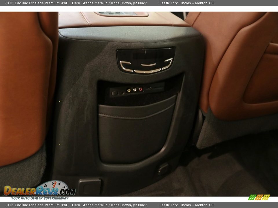 2016 Cadillac Escalade Premium 4WD Dark Granite Metallic / Kona Brown/Jet Black Photo #30