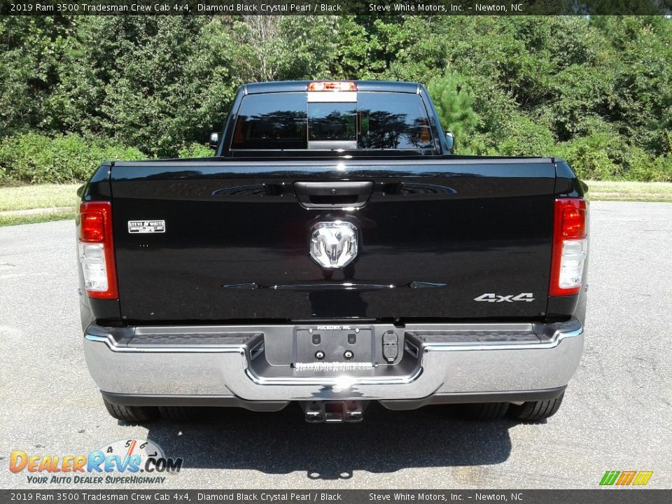 2019 Ram 3500 Tradesman Crew Cab 4x4 Diamond Black Crystal Pearl / Black Photo #7