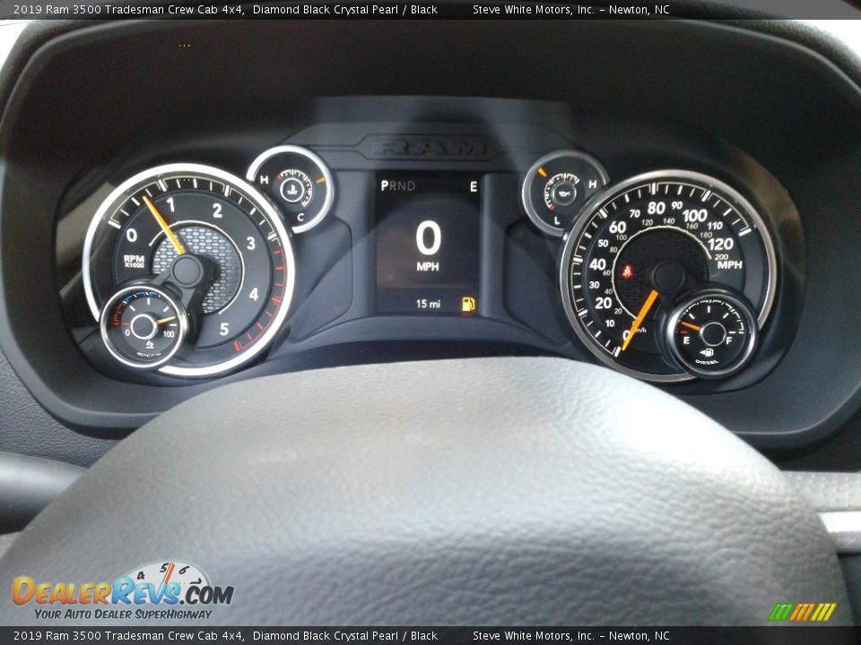 2019 Ram 3500 Tradesman Crew Cab 4x4 Diamond Black Crystal Pearl / Black Photo #18